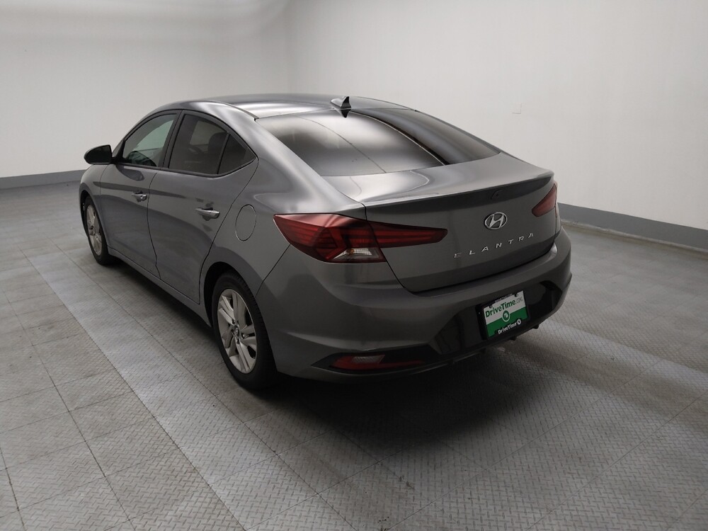 2019 Hyundai Elantra in Des Moines, IA 50310 - 18052368 5
