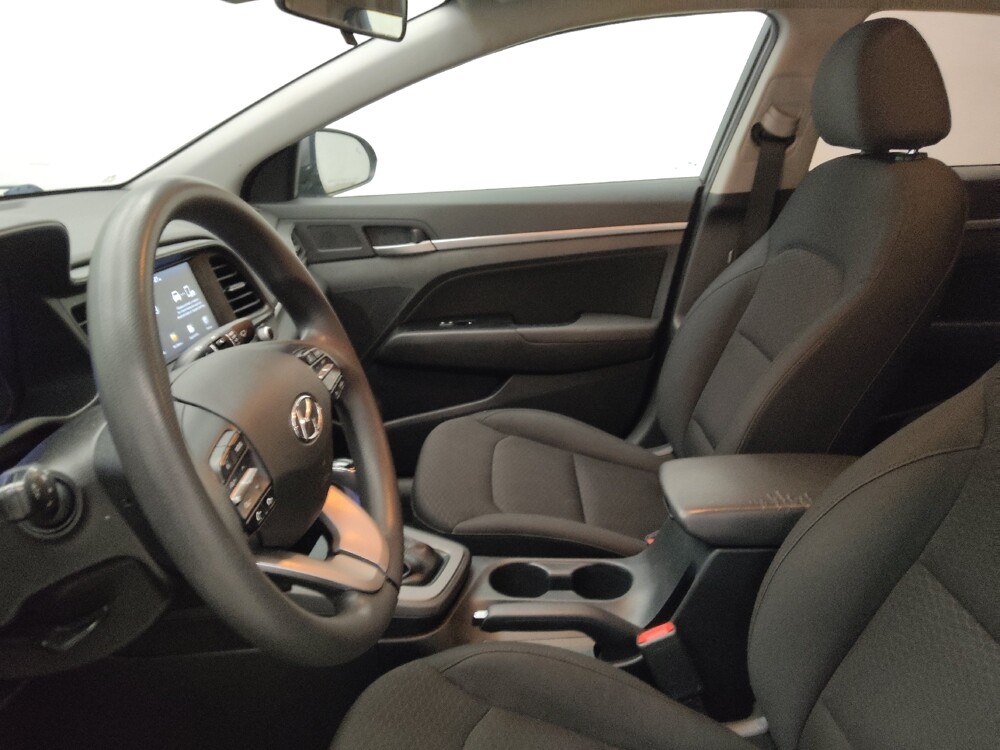 2019 Hyundai Elantra in Des Moines, IA 50310 - 18052368 17