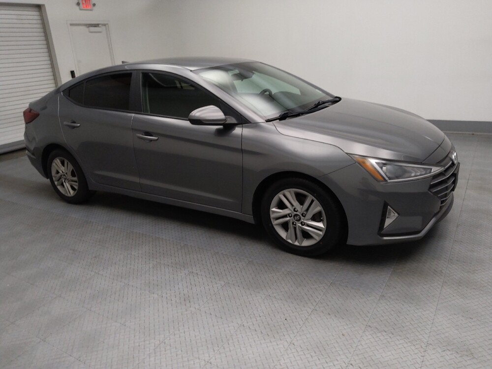2019 Hyundai Elantra in Des Moines, IA 50310 - 18052368 11