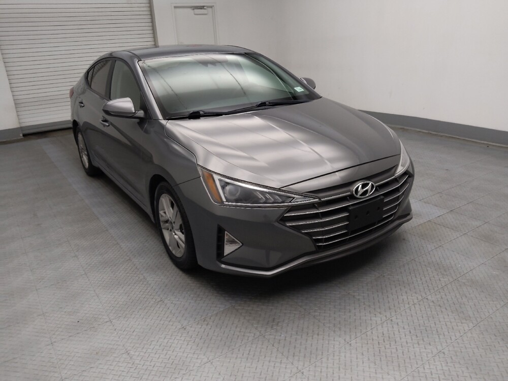 2019 Hyundai Elantra in Des Moines, IA 50310 - 18052368 13
