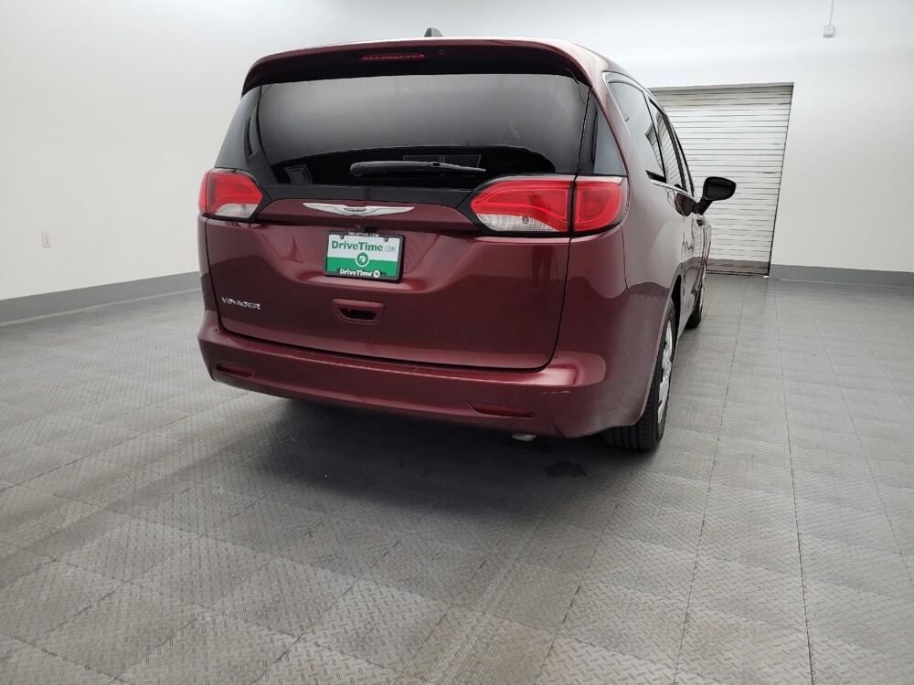 2021 Chrysler Voyager in Albuquerque, NM 87123 - 18052385 7