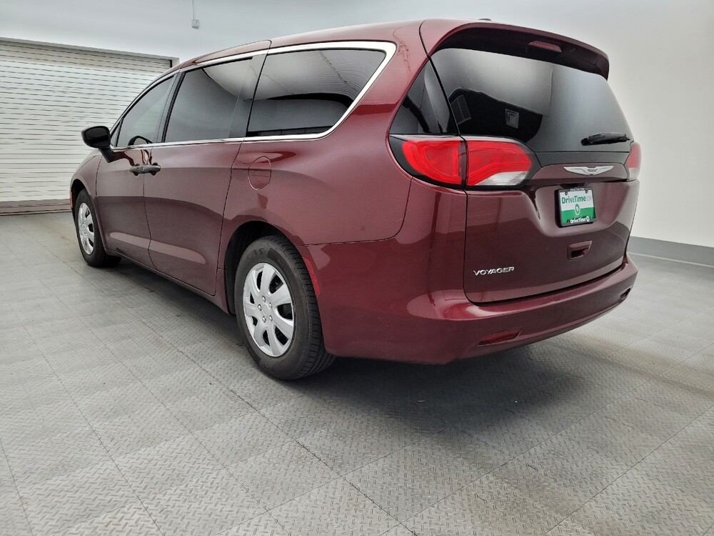 2021 Chrysler Voyager in Albuquerque, NM 87123 - 18052385 5