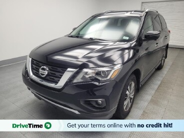 2017 Nissan Pathfinder in Highland, IN 46322