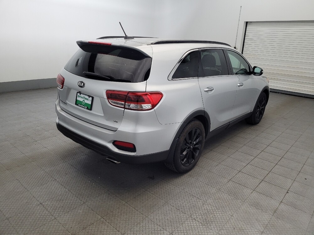 2019 Kia Sorento in Williamstown, NJ 8094 - 18052532 9