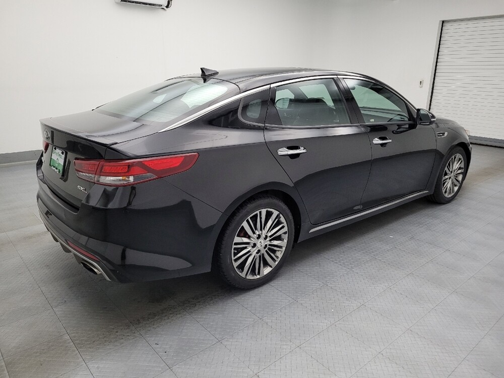 2018 Kia Optima in Columbus, OH 43228 - 18052544 10