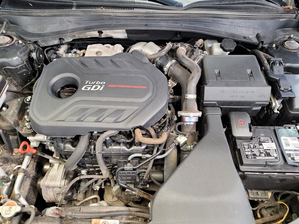 2018 Kia Optima in Columbus, OH 43228 - 18052544 30