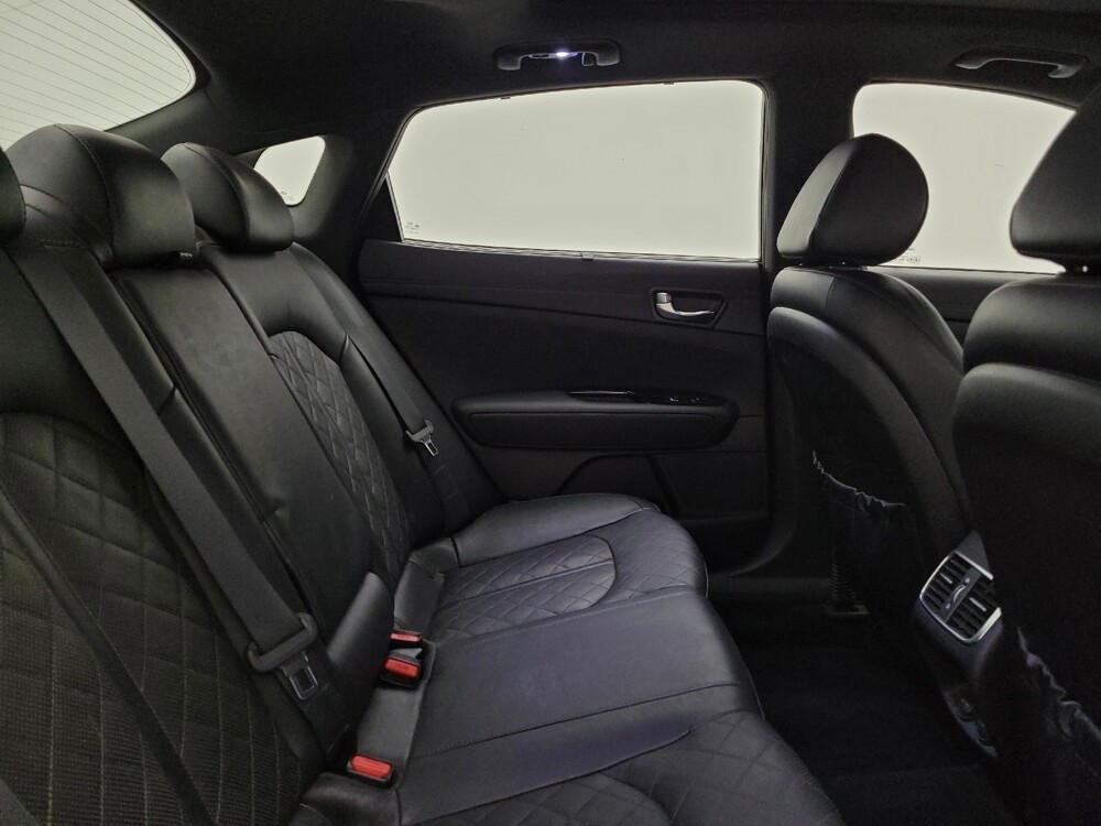 2018 Kia Optima in Columbus, OH 43228 - 18052544 19