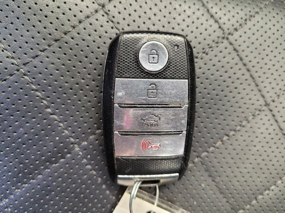 2018 Kia Optima in Columbus, OH 43228 - 18052544 32