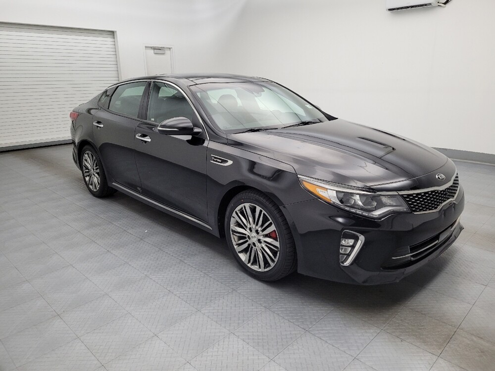 2018 Kia Optima in Columbus, OH 43228 - 18052544 11