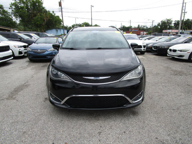 2017 Chrysler Pacifica in Tampa, FL 33604-6914 - 18052574 22