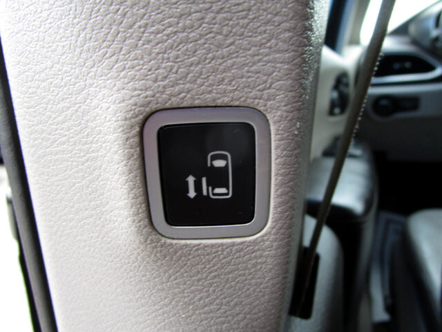 2017 Chrysler Pacifica in Tampa, FL 33604-6914 - 18052574 26