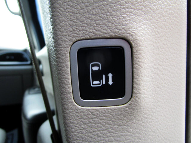 2017 Chrysler Pacifica in Tampa, FL 33604-6914 - 18052574 27