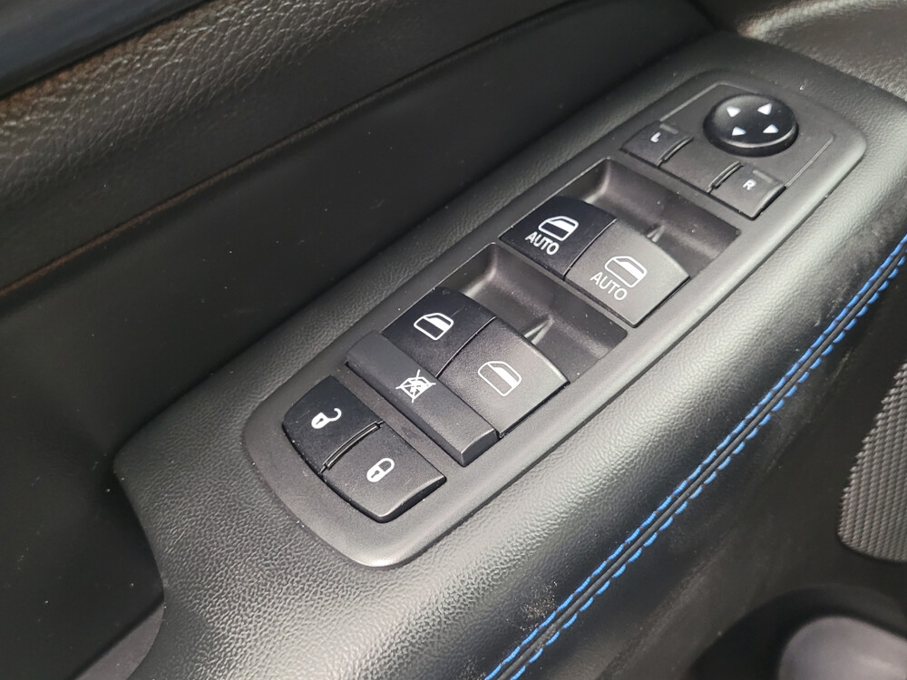 2019 Jeep Grand Cherokee in Memphis, TN 38128 - 18052677 27