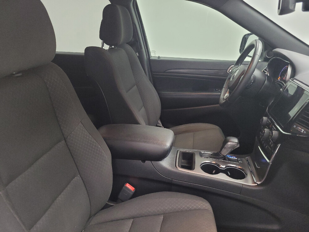 2019 Jeep Grand Cherokee in Memphis, TN 38128 - 18052677 21