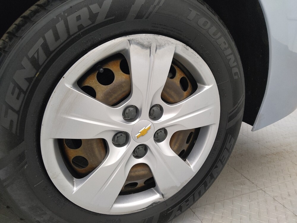 2018 Chevrolet Cruze in Lakewood, CO 80215 - 18052852 31