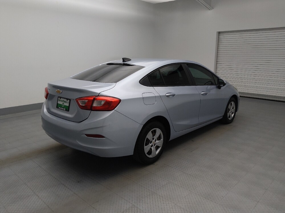 2018 Chevrolet Cruze in Lakewood, CO 80215 - 18052852 9