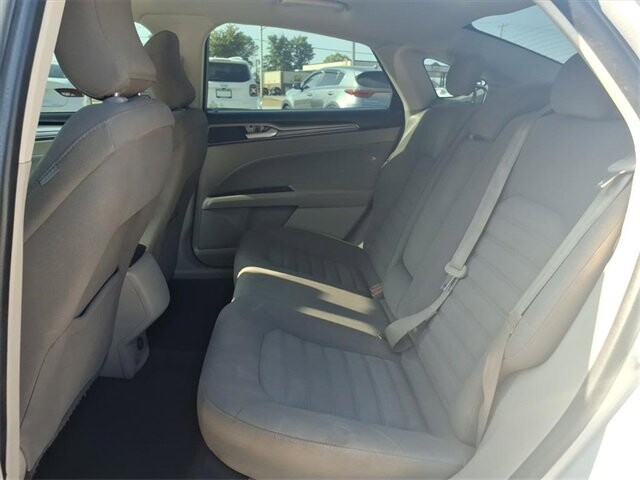 2018 Ford Fusion in Troy, IL 62294-1376 - 18052934 20