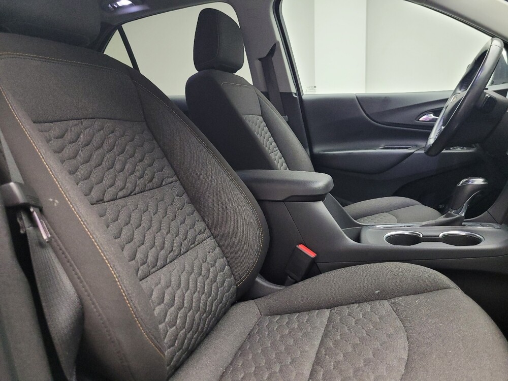 2019 Chevrolet Equinox in St. Louis, MO 63125 - 18053067 21