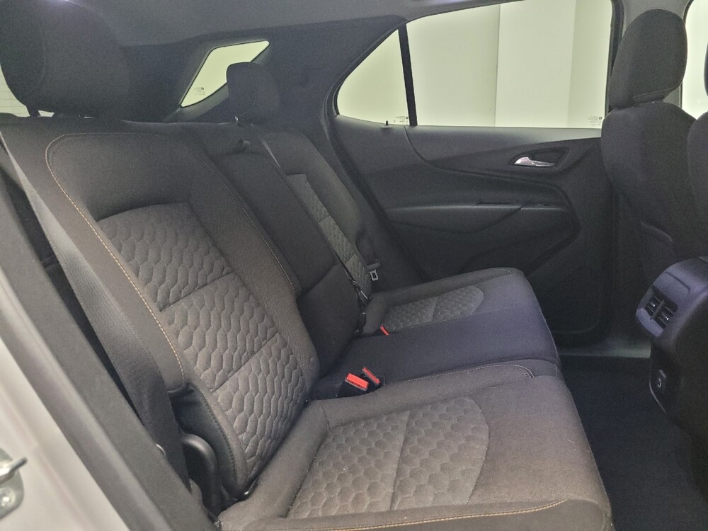 2019 Chevrolet Equinox in St. Louis, MO 63125 - 18053067 19