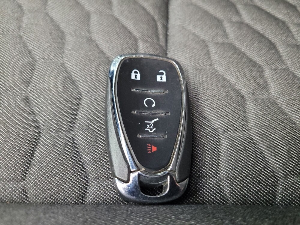 2019 Chevrolet Equinox in St. Louis, MO 63125 - 18053067 32