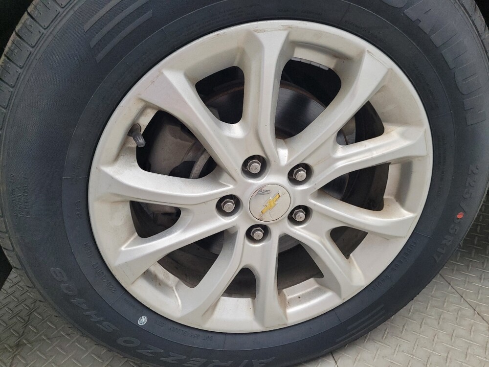 2019 Chevrolet Equinox in St. Louis, MO 63125 - 18053067 31