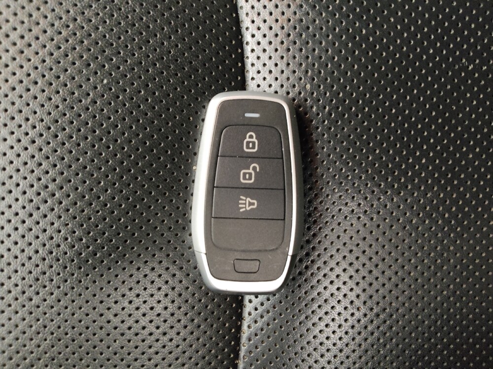 2019 Jeep Cherokee in Taylor, MI 48180 - 18053069 32