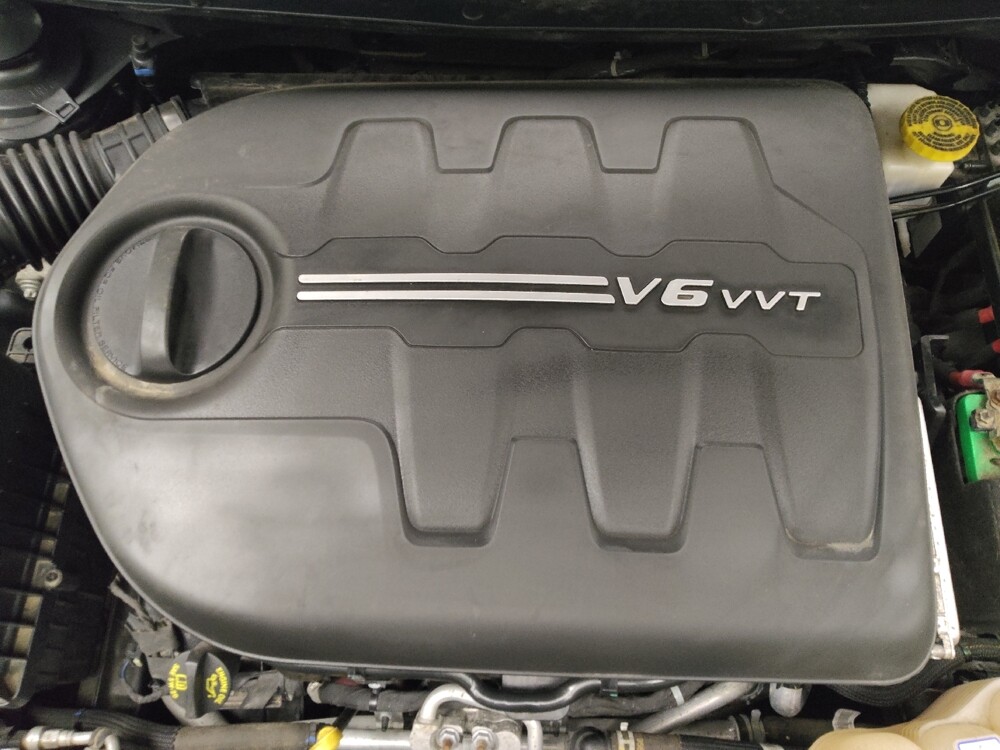 2019 Jeep Cherokee in Taylor, MI 48180 - 18053069 30