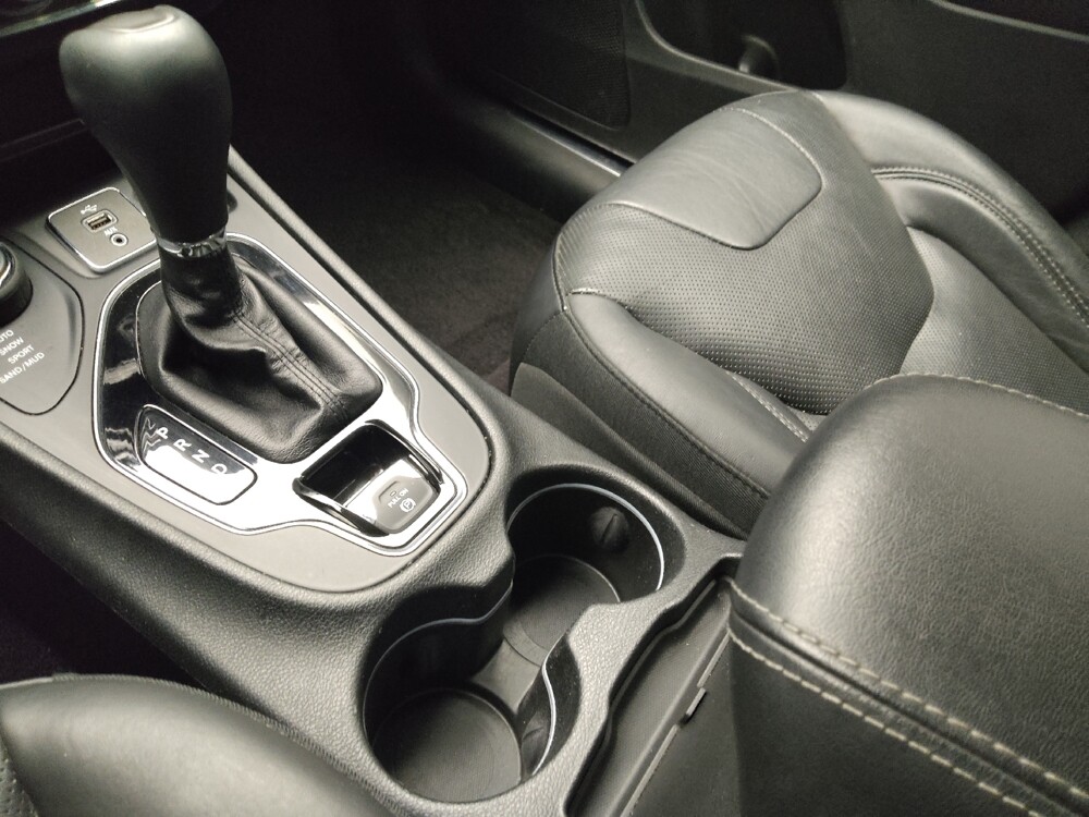 2019 Jeep Cherokee in Taylor, MI 48180 - 18053069 26