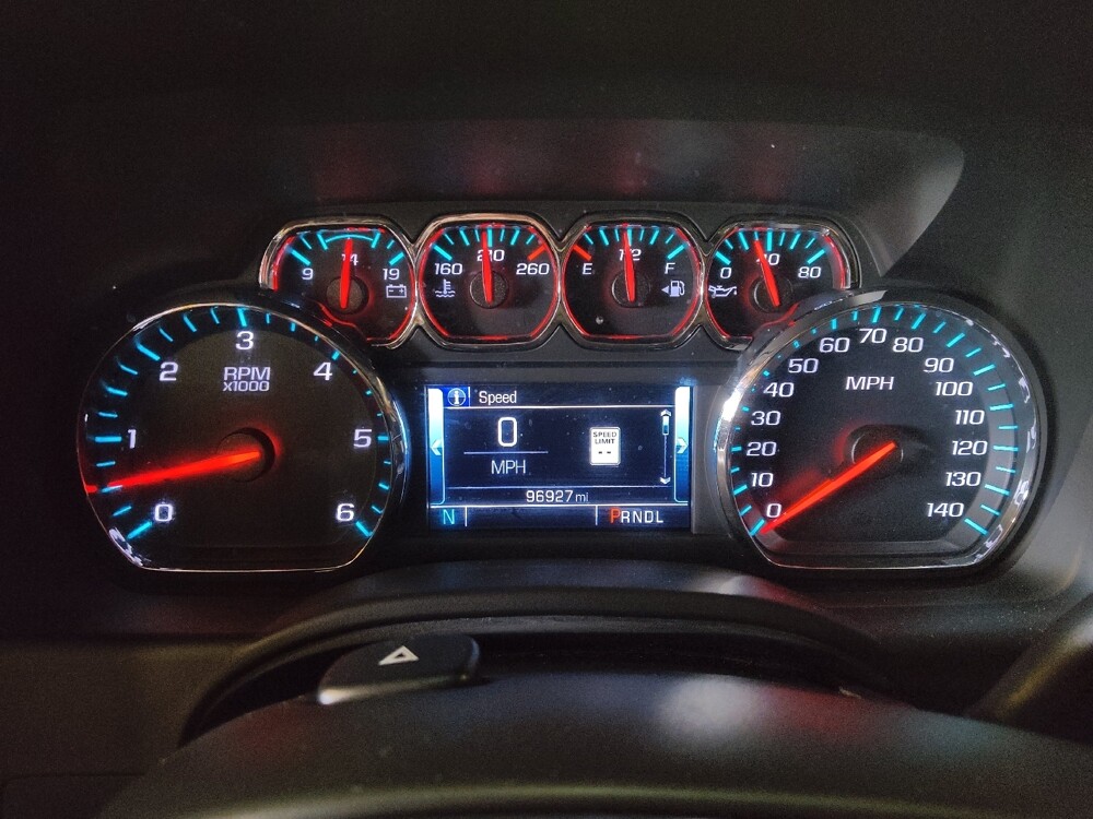 2019 Chevrolet Tahoe in Hialeah, FL 33014 - 18053088 23