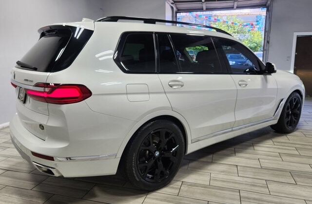 2020 BMW X7 in Cinnaminson, NJ 08077 - 18053393 5