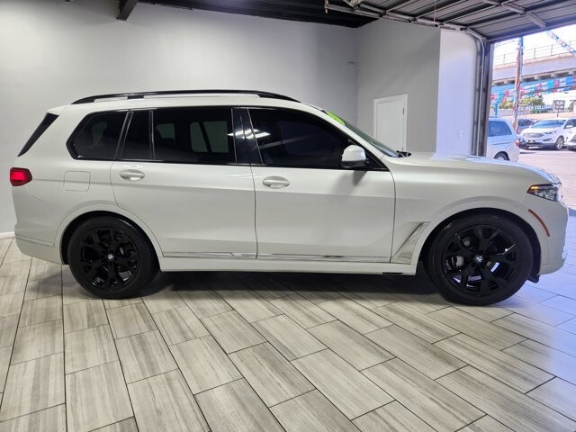 2020 BMW X7 in Cinnaminson, NJ 08077 - 18053393 6