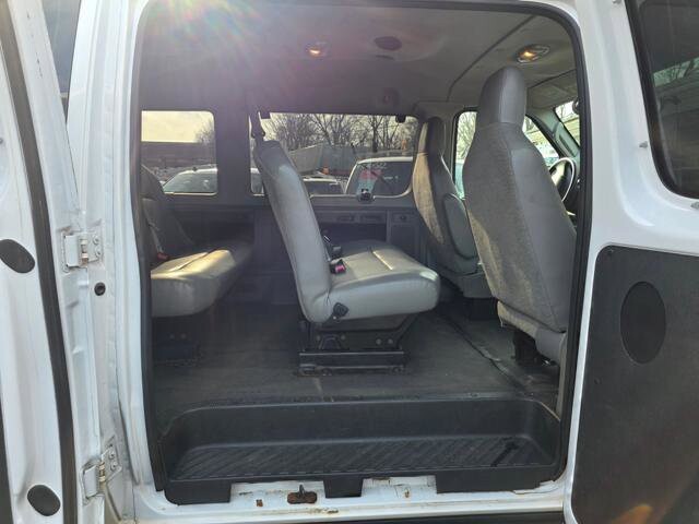 2014 Ford E-350 and Econoline 350 in Blauvelt, NY 10913 - 18053401 50