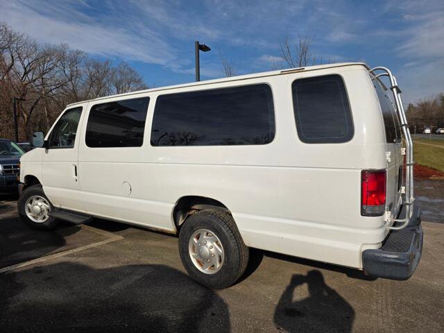 2014 Ford E-350 and Econoline 350 in Blauvelt, NY 10913 - 18053401 5