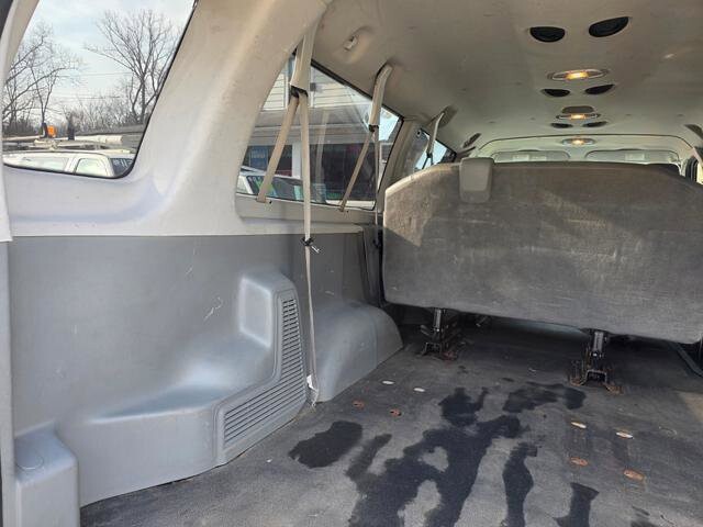 2014 Ford E-350 and Econoline 350 in Blauvelt, NY 10913 - 18053401 31