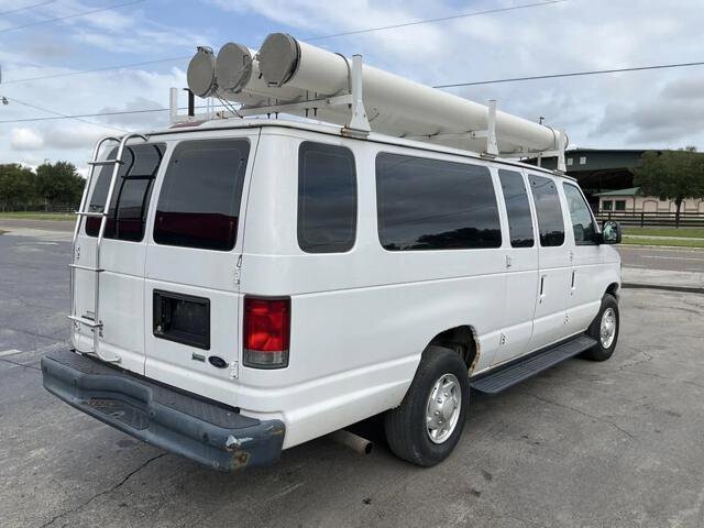 2014 Ford E-350 and Econoline 350 in Blauvelt, NY 10913 - 18053401 7