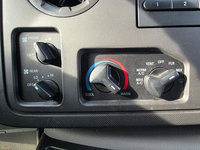 2014 Ford E-350 and Econoline 350 in Blauvelt, NY 10913 - 18053401 21