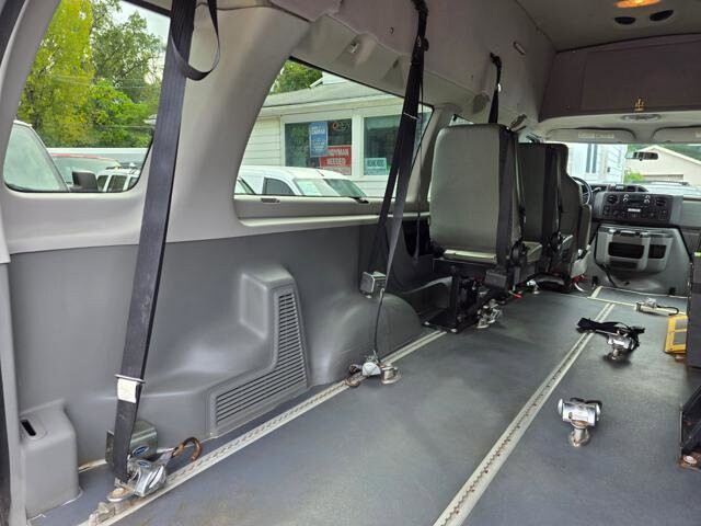 2012 Ford E-350 and Econoline 350 in Blauvelt, NY 10913 - 18053403 28