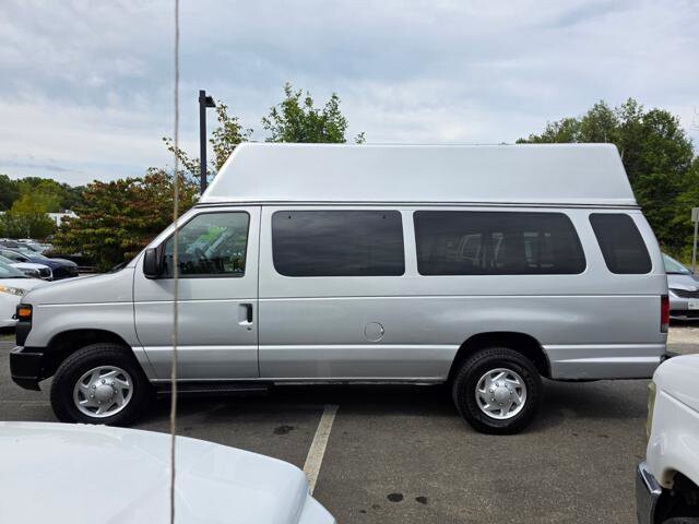 2012 Ford E-350 and Econoline 350 in Blauvelt, NY 10913 - 18053403 4