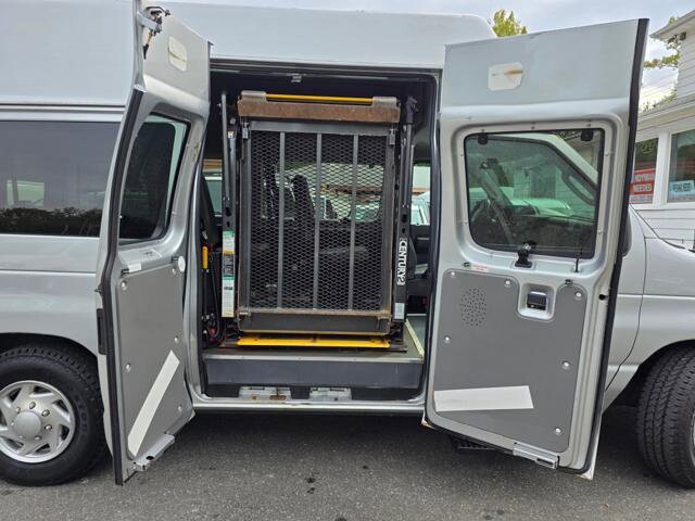 2012 Ford E-350 and Econoline 350 in Blauvelt, NY 10913 - 18053403 44