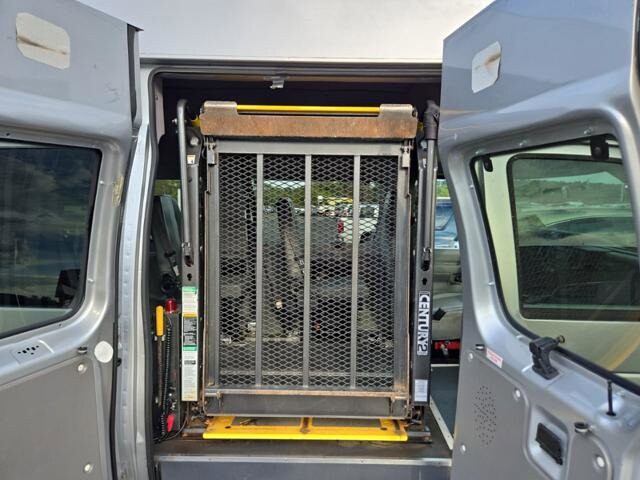 2012 Ford E-350 and Econoline 350 in Blauvelt, NY 10913 - 18053403 63