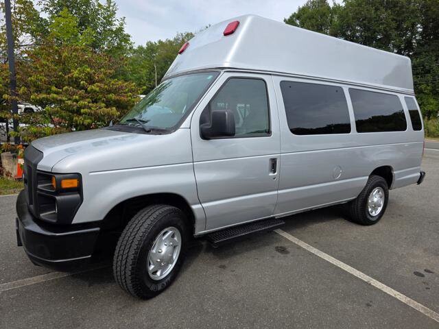 2012 Ford E-350 and Econoline 350 in Blauvelt, NY 10913 - 18053403 3