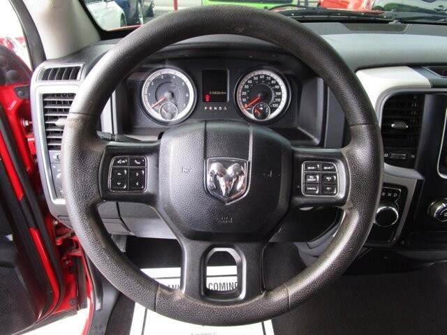 2016 RAM 1500 in Tampa, FL 33604-6914 - 18053414 4