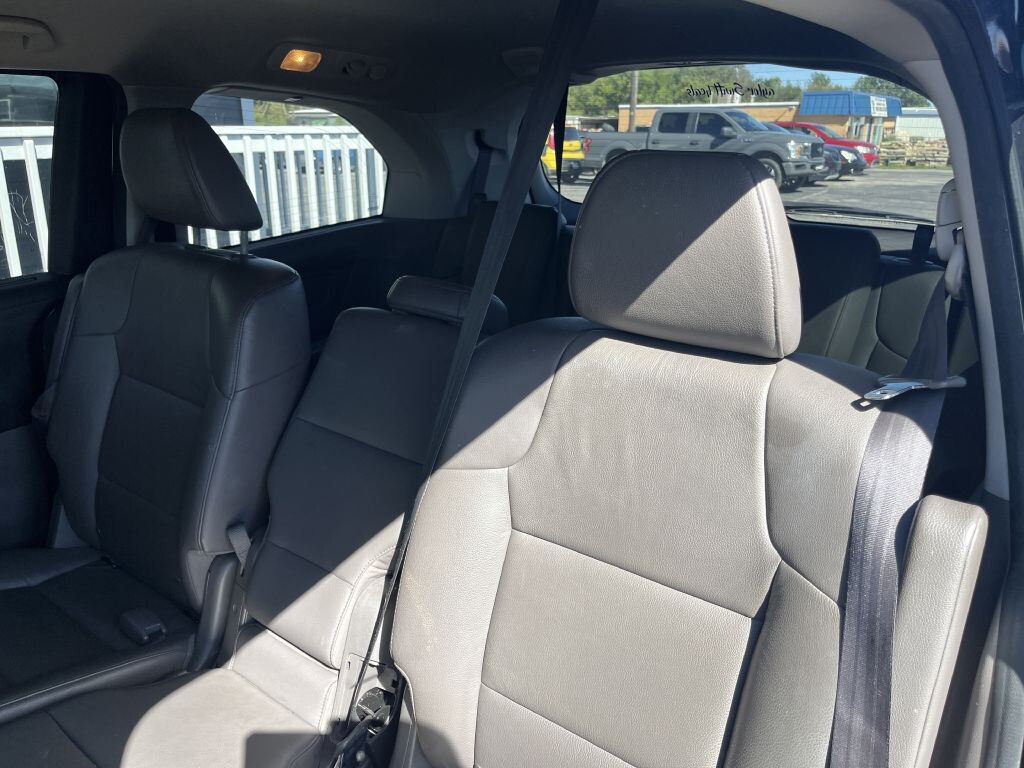2017 Honda Odyssey in Sherman, TX 75090 - 18053416 5