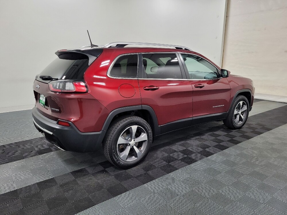 2019 Jeep Cherokee in Allentown, PA 18103 - 18053609 10