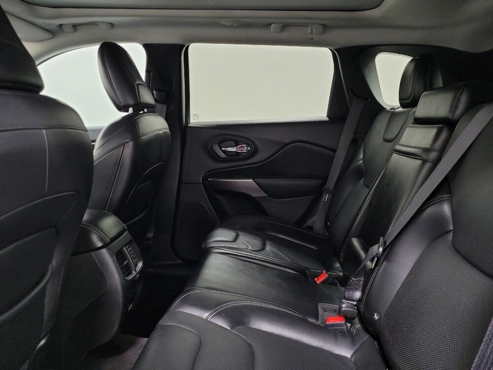 2019 Jeep Cherokee in Allentown, PA 18103 - 18053609 18