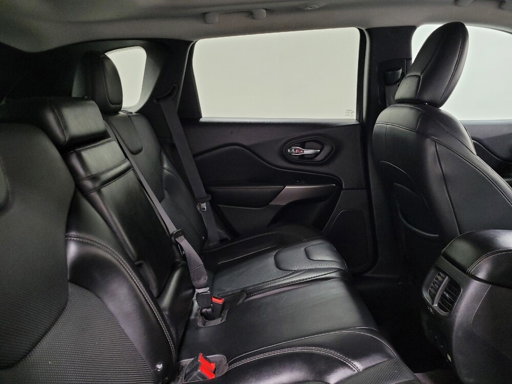 2019 Jeep Cherokee in Allentown, PA 18103 - 18053609 19