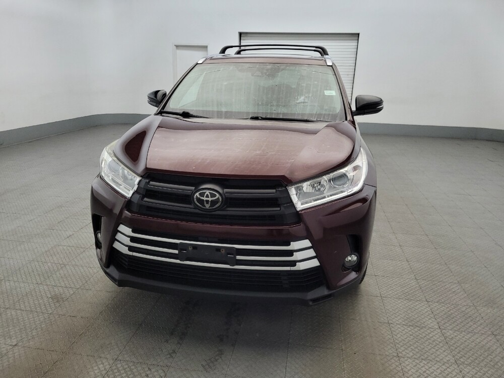 2019 Toyota Highlander in New Castle, DE 19720 - 18053634 15