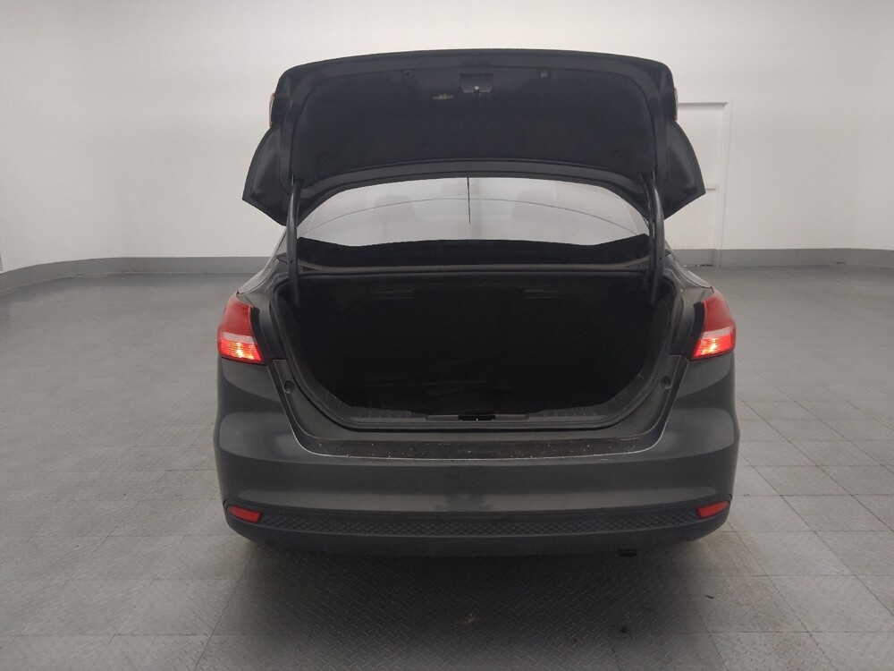 2015 Ford Focus in Jacksonville, FL 32210 - 18053689 29