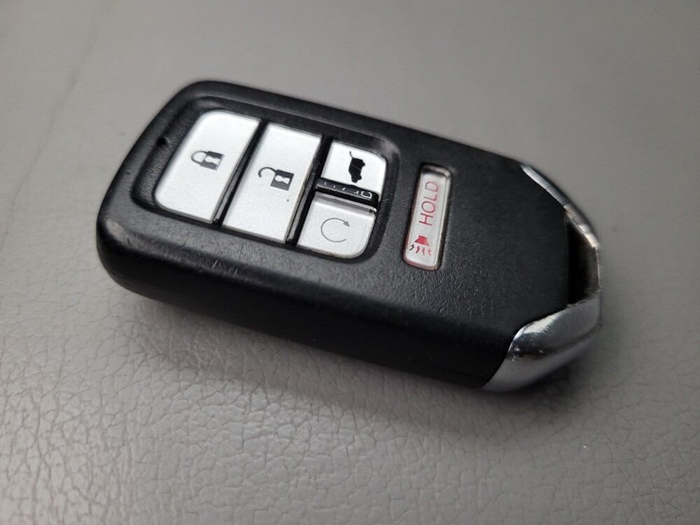 2018 Honda Pilot in Albuquerque, NM 87113 - 18053718 32