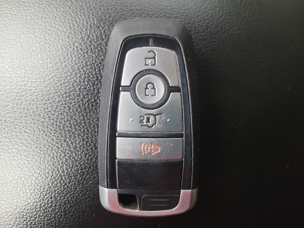 2020 Ford Fusion in Houston, TX 77074 - 18053734 32